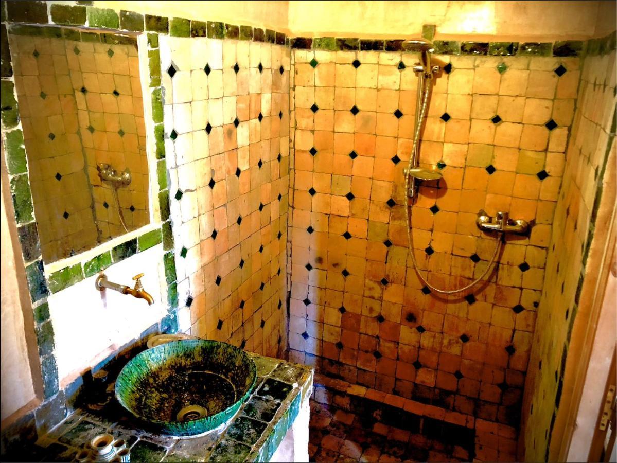 Maison D'Hote "J" 阿德兹 外观 照片